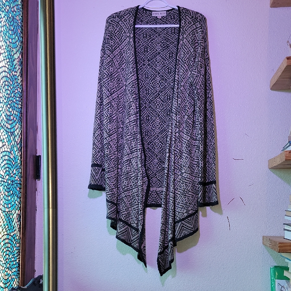 Knox Rose Green and Tan Open Front Cardigan